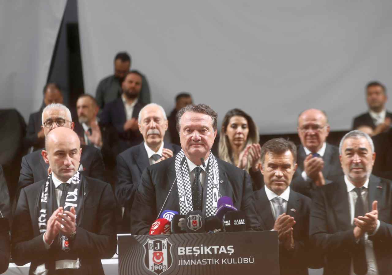 Beşiktaş Kulübünün 35. başkanı Hasan Arat oldu