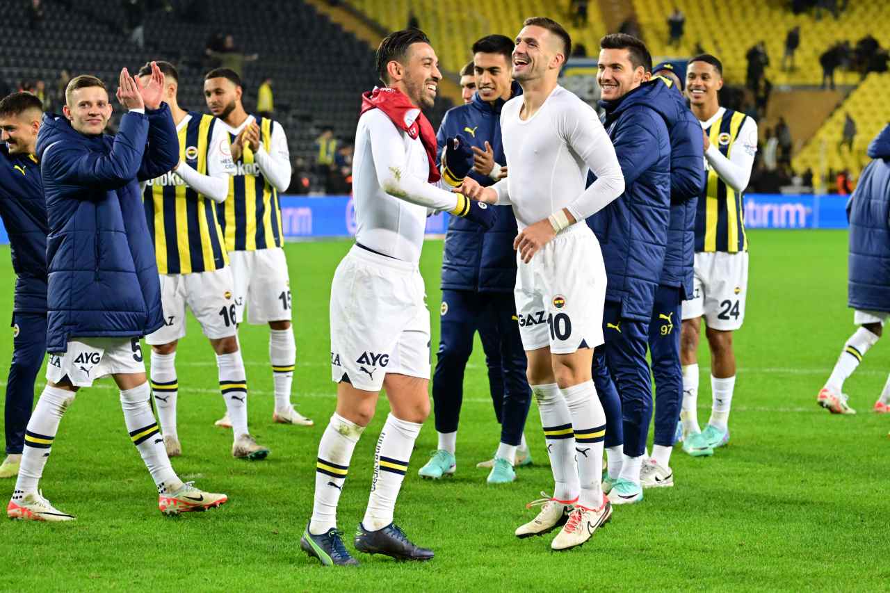 Fenerbahçe, zirve yarışında hata yapmadı