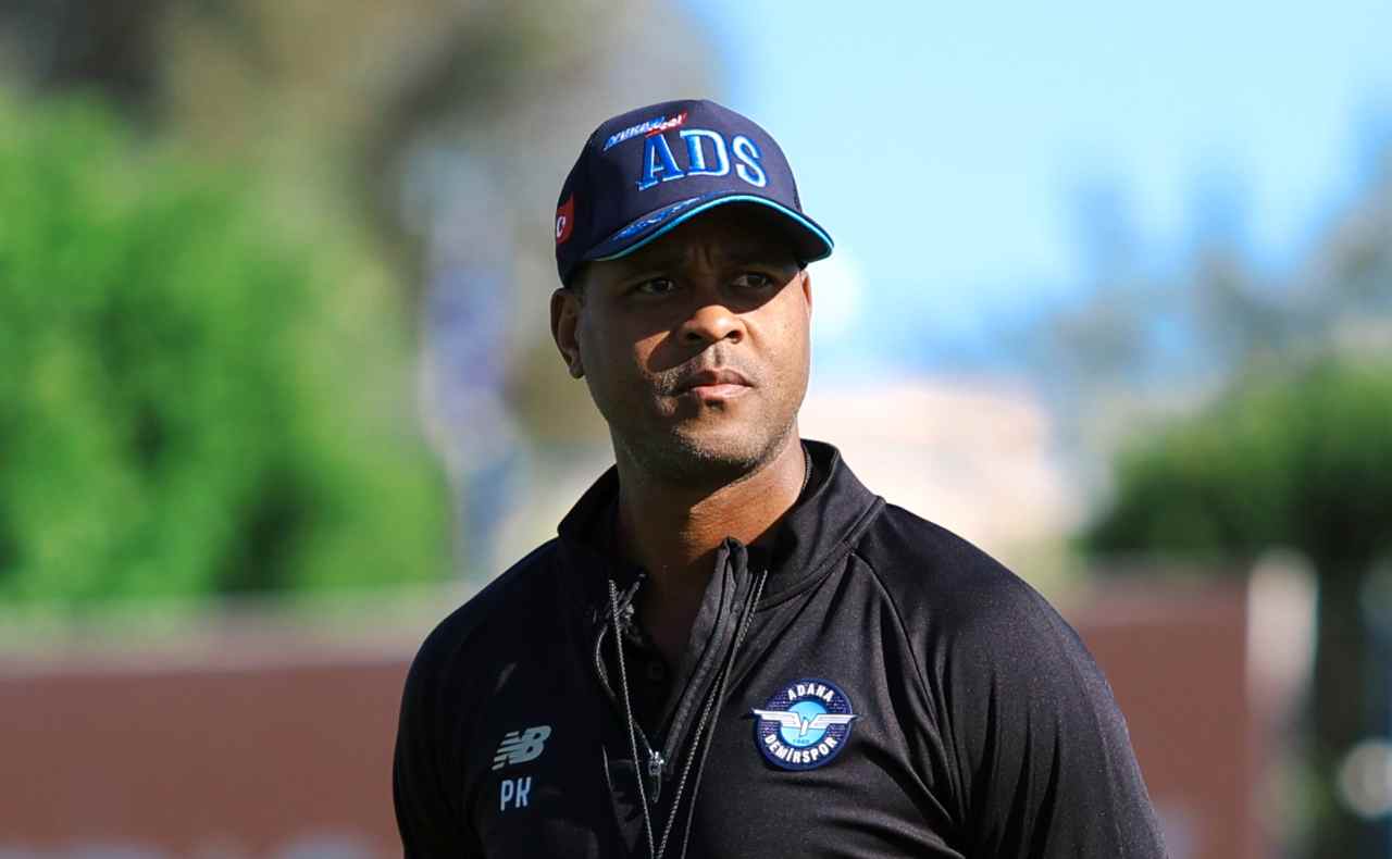 Yukatel Adana Demirspor, teknik direktör Patrick Kluivert ile yollarını ayırdı