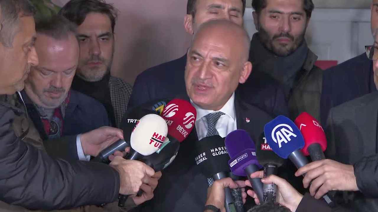 Türkiye’de tüm maçlar süresiz ertelendi