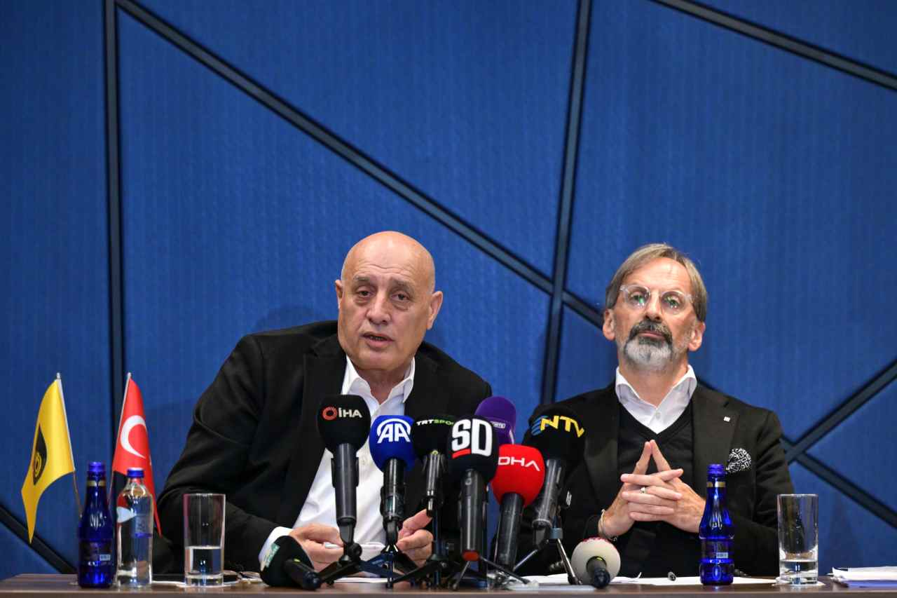 İstanbulspor Başkanı Sarıalioğlu,”Bu durumdan TFF ve hakemler sorumludur”