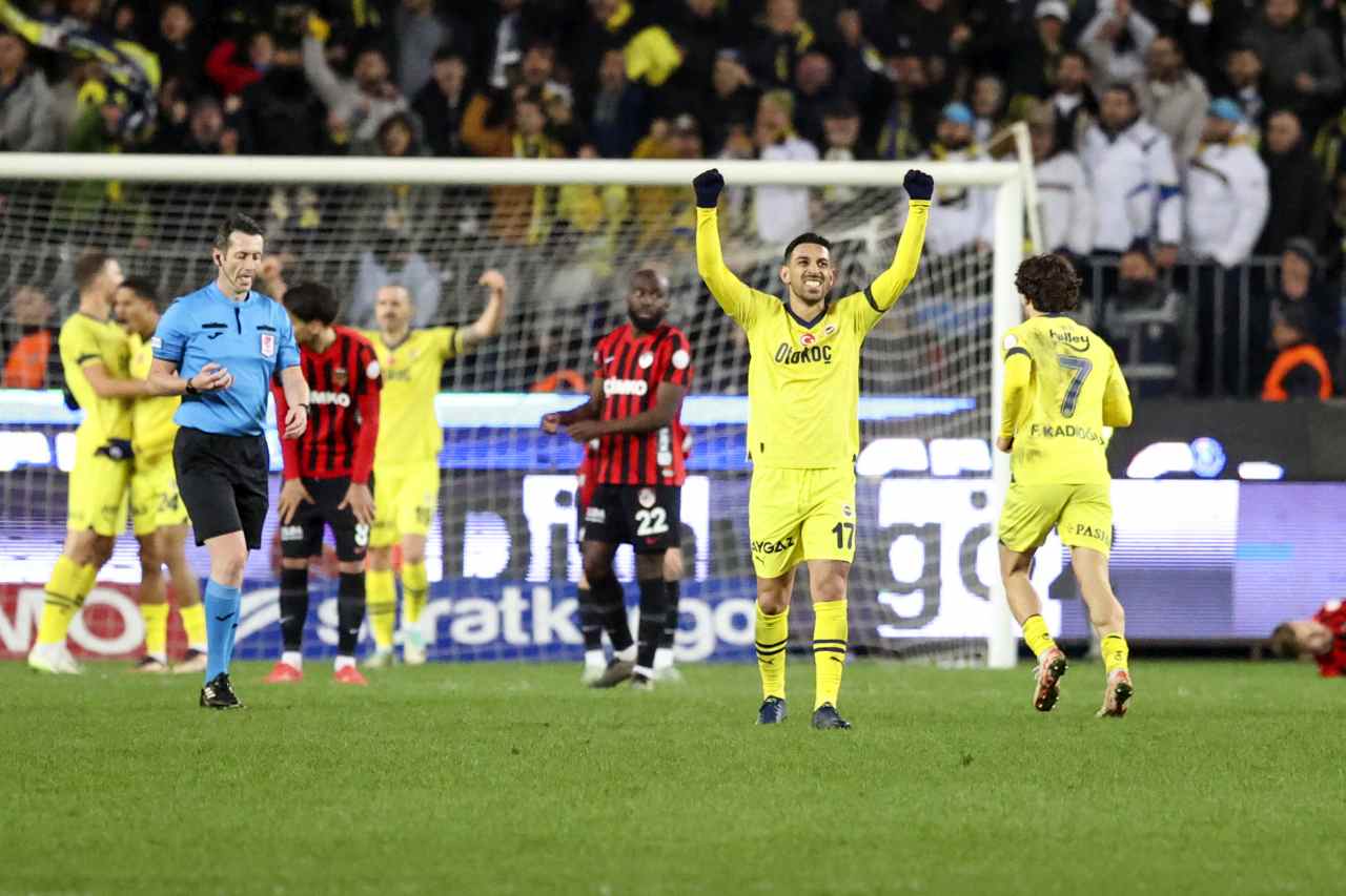 Fenerbahçe’ye İrfan ‘Can’ verdi!