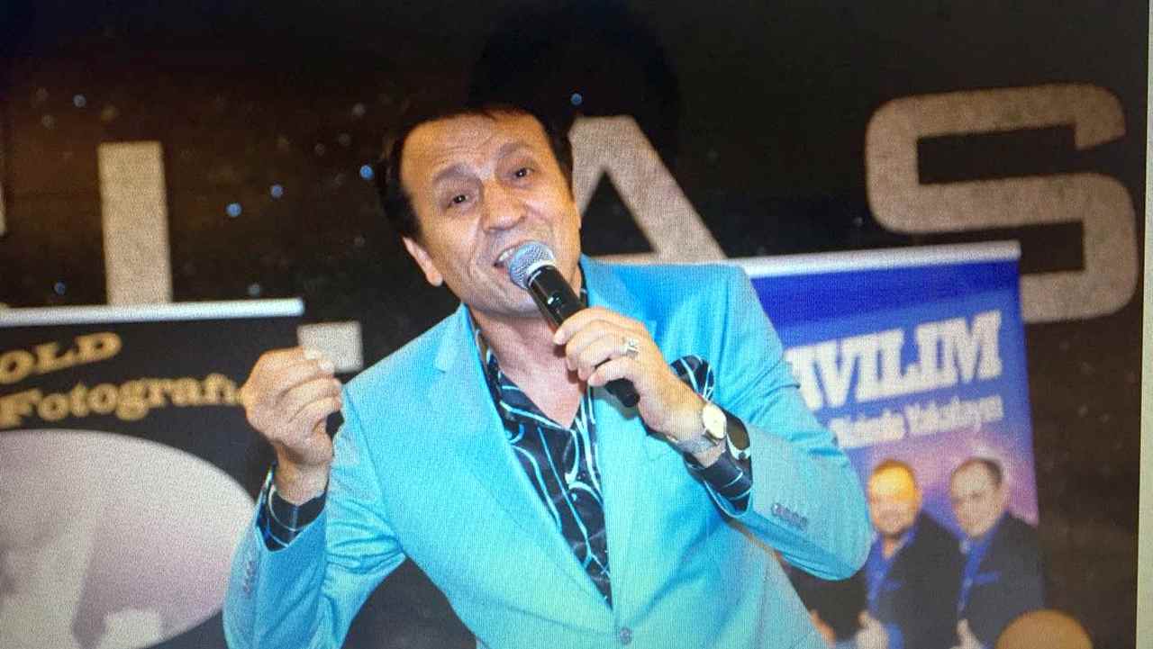 Sanatçı Mehmet Yakar Hamburg’da!