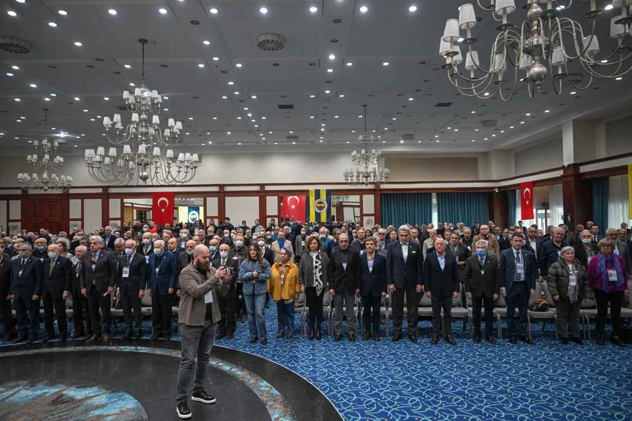 Fenerbahçe’nin borcunun 11 milyar 466 milyon lira olduğu açıklandı