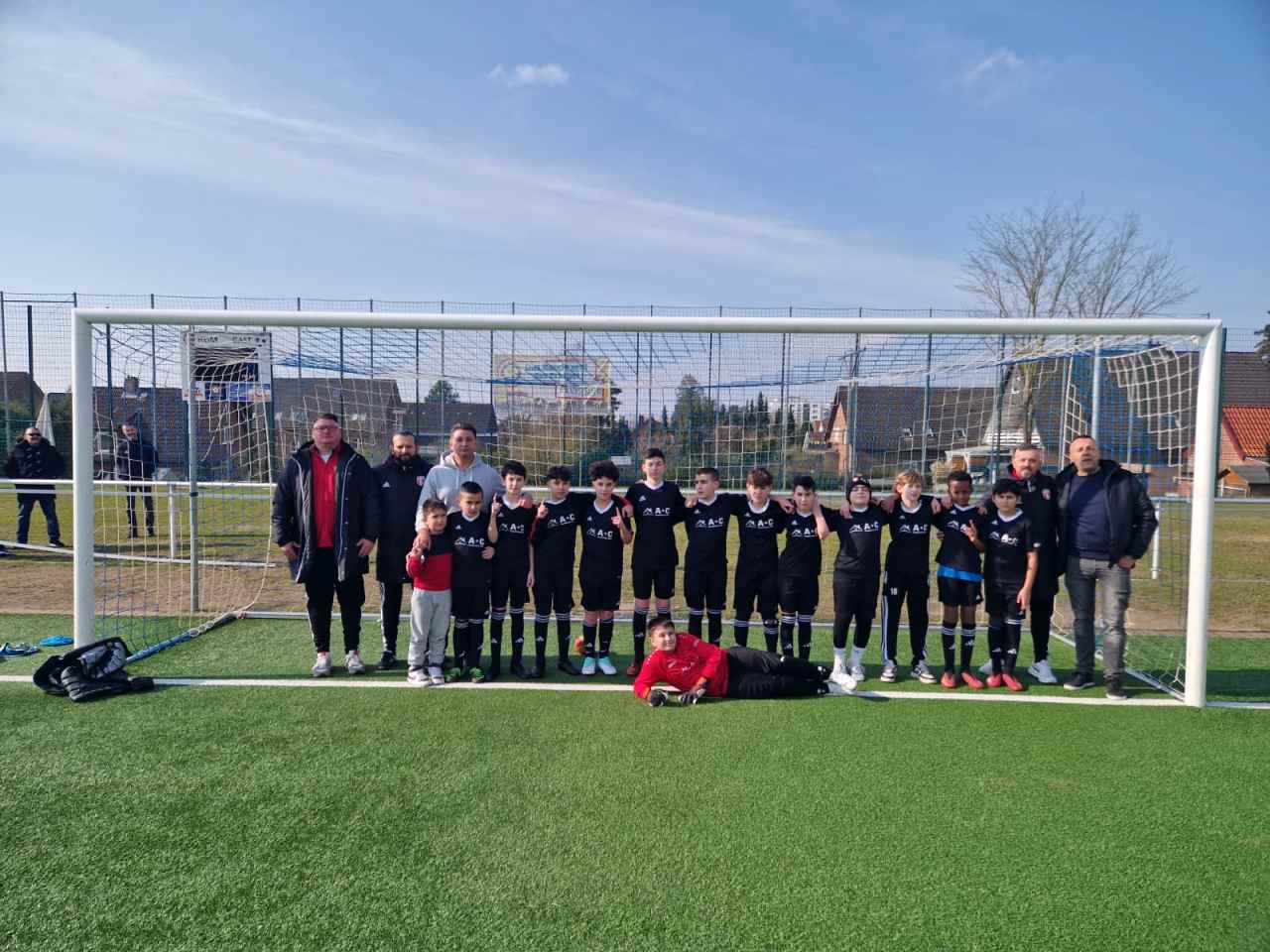 Yeni sponsorla şampiyon gibi başladı