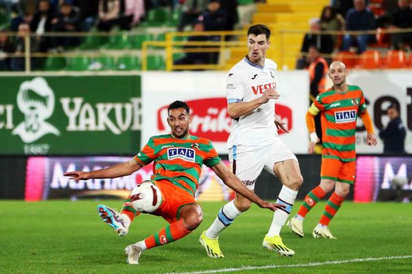 Trabzonspor, Alanya’da kayıp