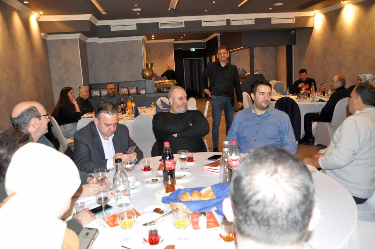 SunExpress’ten Hamburg’da acenta sahipleriyle geleneksel iftar yemeği….