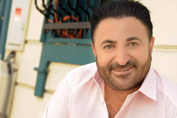Yaşar Kanaş: Kalbiniz nur, eviniz huzur dolsun. Ramazan Bayramınız bereketli olsun!