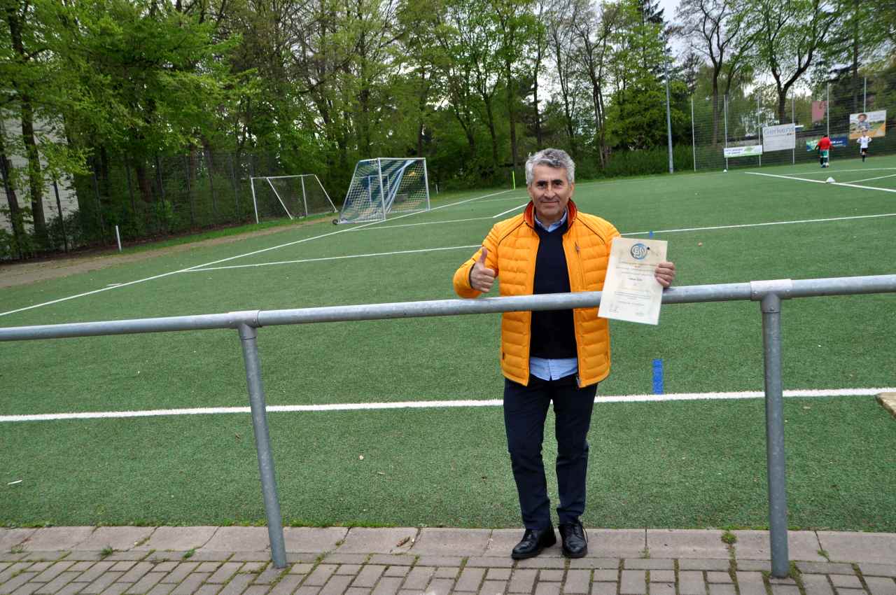 Flottbek’den Kılıç’a Onur Belgesi