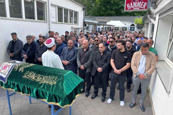 Ünlü hakem Cengiz Keser’in anne acısı
