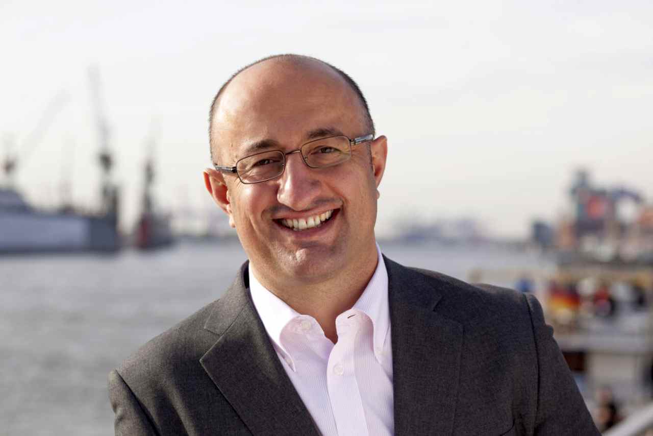 Mehmet Yıldız: “Anayasa’nın 75. yılında Herkes için Barış, İnsan Hakları ve Adalet“