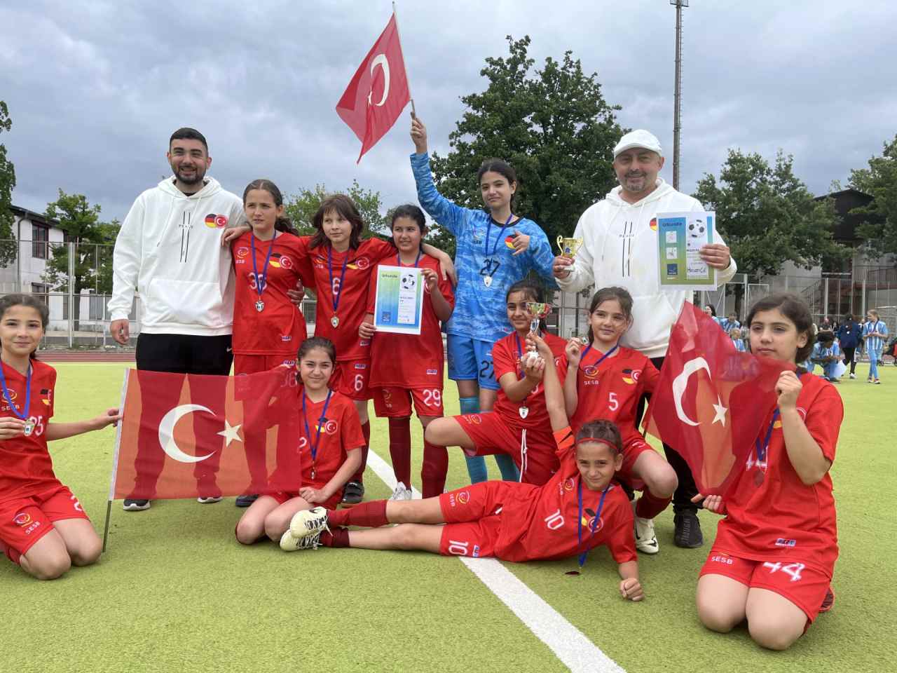 Aziz Nesin takımının yıldızları