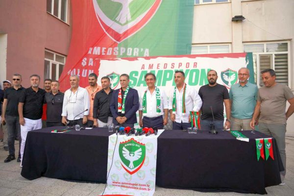 Amed Sportif Faaliyetler, teknik direktör Ersun Yanal ile sözleşme imzaladı