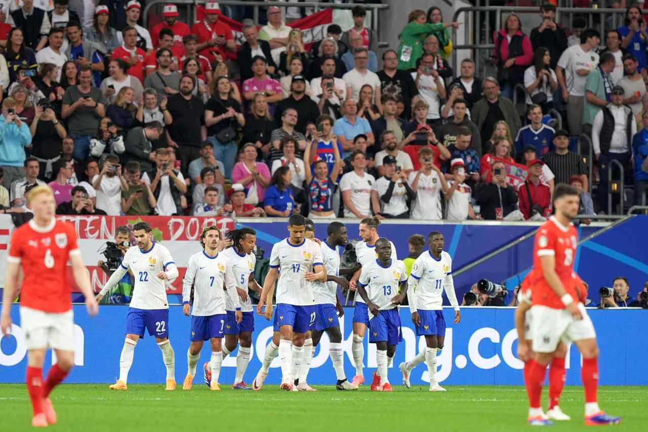 Fransa, 3 puanı tek golle aldı