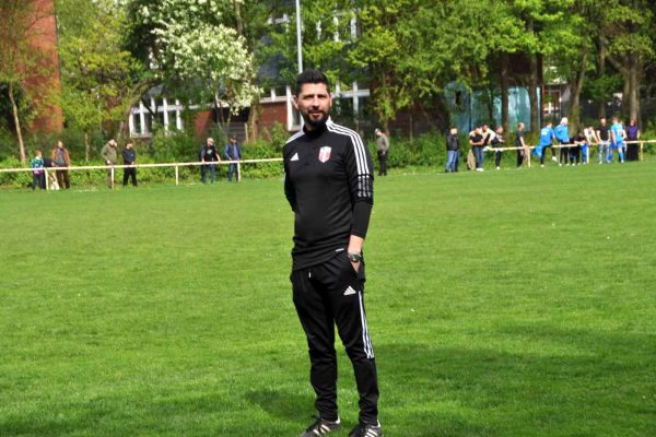 Takımı ligde tutan antrenör menajer oldu