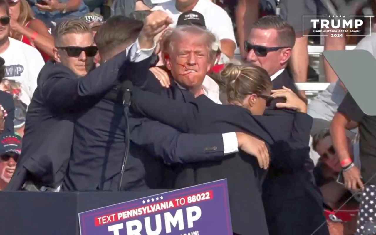 Trump’a ateş açıldı