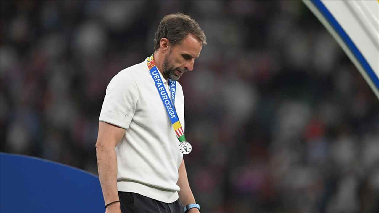İngiltere Milli Takımı Teknik Direktörü Southgate, görevinden istifa etti
