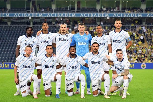 Fenerbahçe, hazırlık maçında Hull City’yi 5-1 mağlup etti