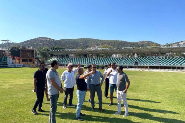 Muğla Valisi İdris Akbıyık Bodrum İlçe Stadı’ndaki çalışmaları inceledi