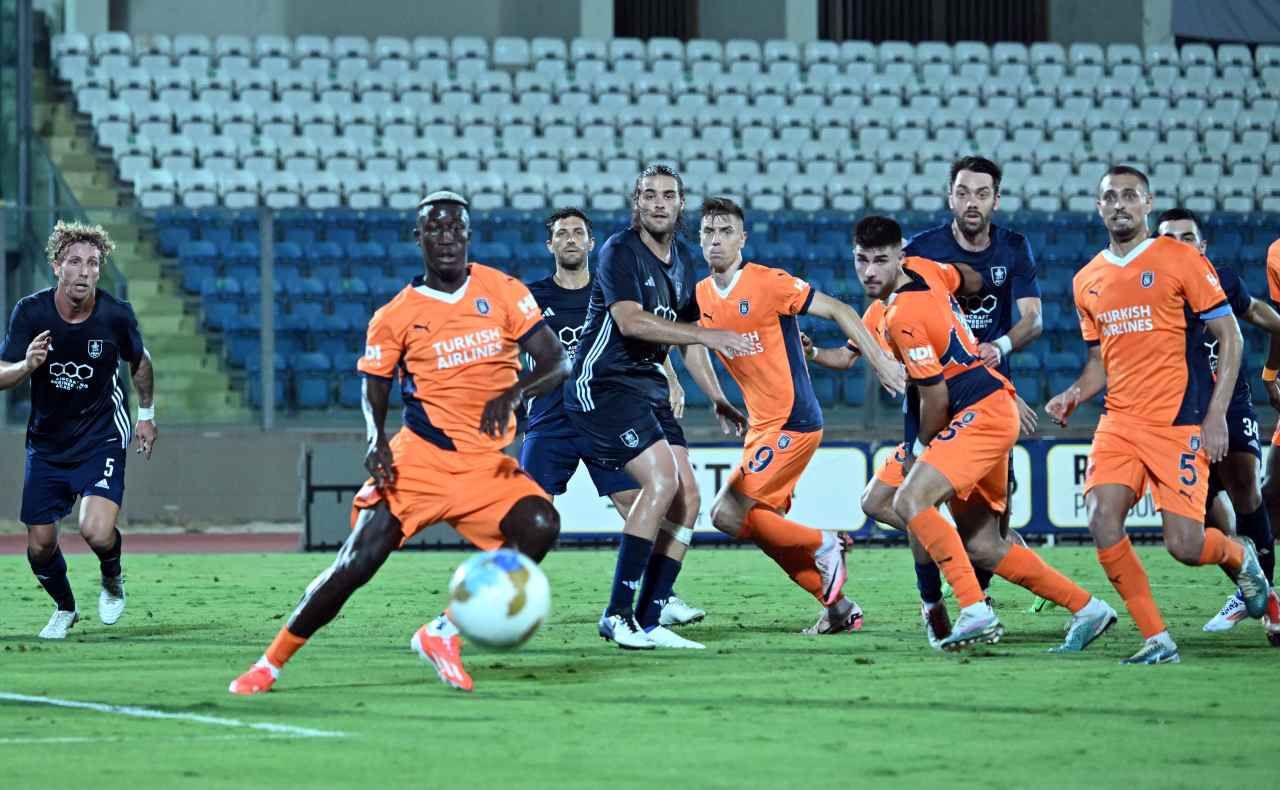 RAMS Başakşehir deplasmanda farklı kazandı: 4-0