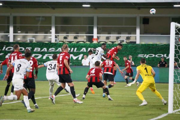 Gaziantep FK sezona 3 puanla başladı