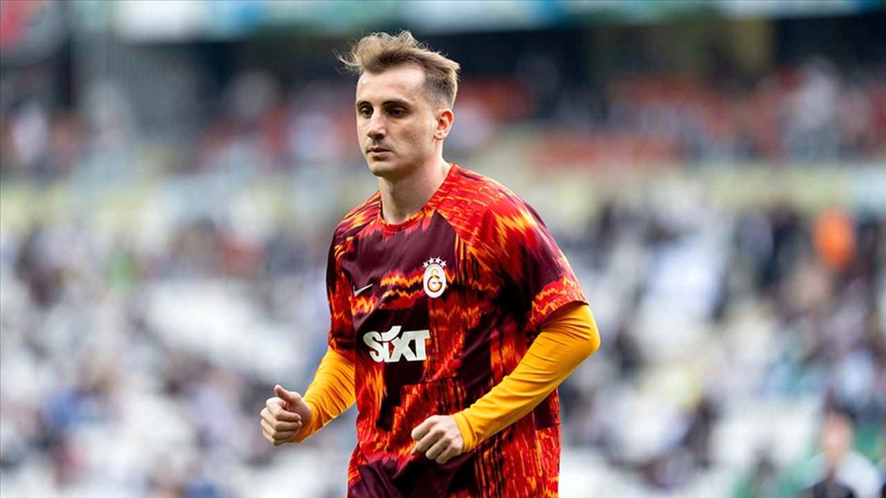 Kerem Aktürkoğlu, Portekiz’in Benfica takımına imza atmak için Lizbon’a gitti