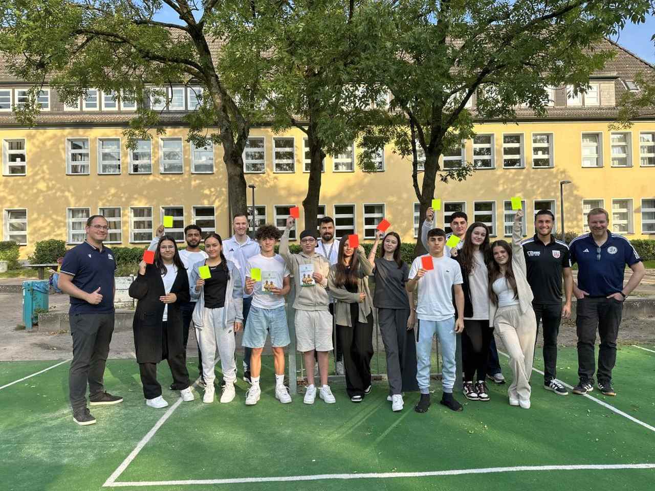 Schiedsrichterausbildung an der Nelson-Mandela-Schule in Wilhelmsburg