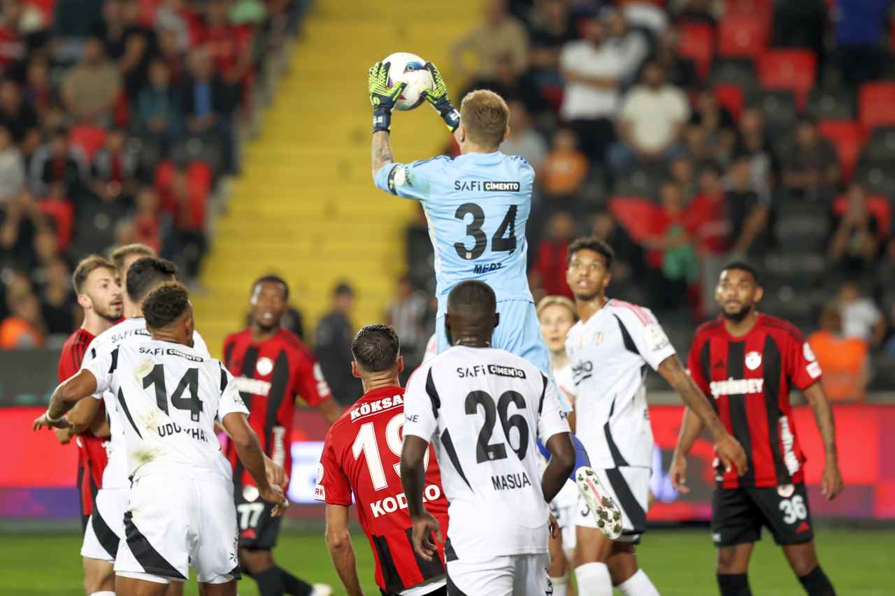 Beşiktaş, Gaziantep deplasmanından beraberlikle döndü