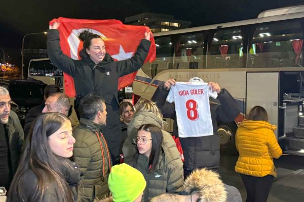 A Milli Futbol Takımı, İzlanda’ya geldi