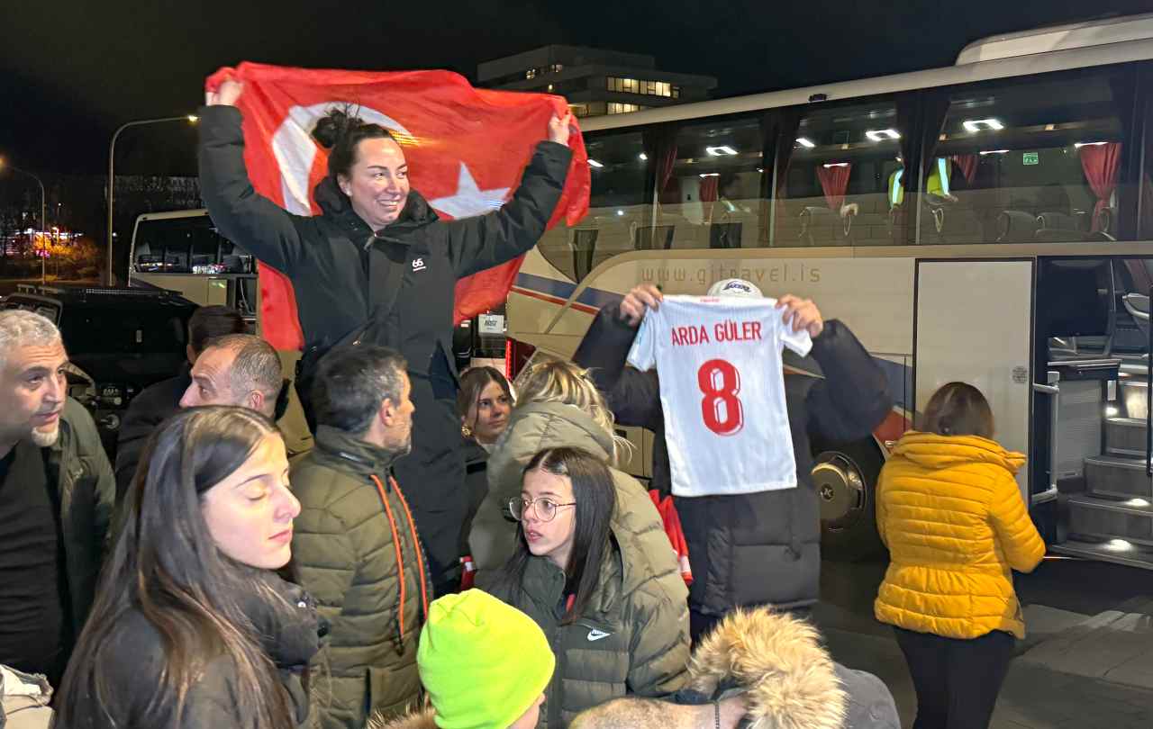 A Milli Futbol Takımı, İzlanda’ya geldi