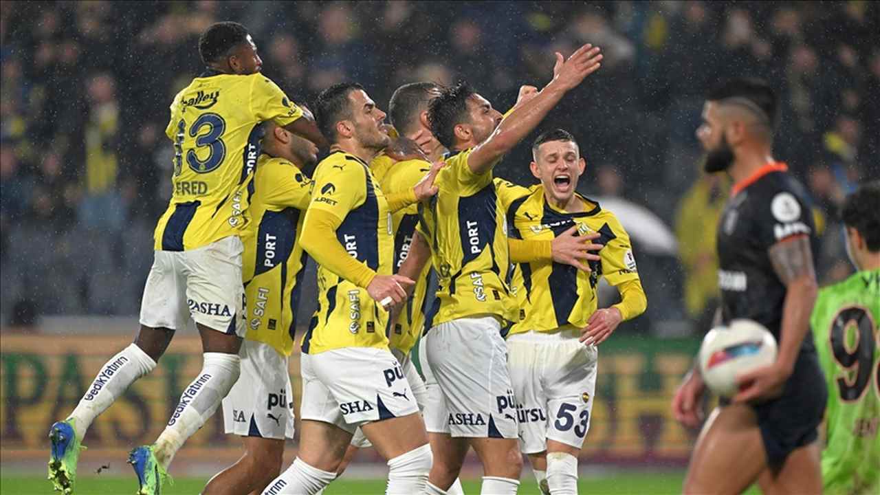 Fenerbahçe konuk ettiği RAMS Başakşehir’i mağlup etti