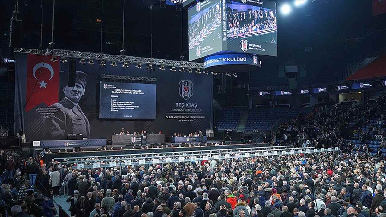 Beşiktaş Kulübünün olağanüstü seçimli genel kurulu başladı