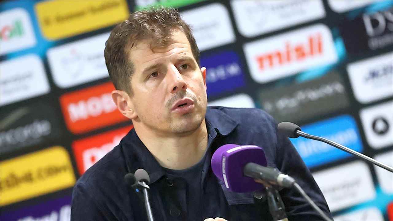 Antalyaspor’da teknik direktörlüğe Emre Belözoğlu getirildi