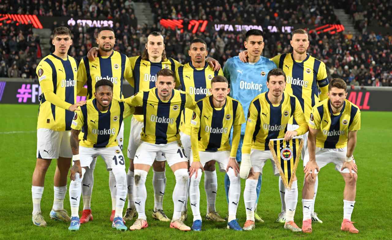 Fenerbahçe, golcüleriyle üst tura çıktı