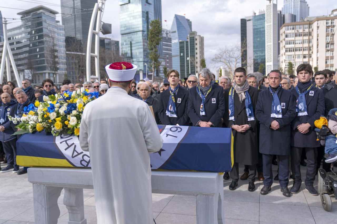 Fenerbahçeli yönetici Mehmet Salih Dereli, son yolculuğuna uğurlandı
