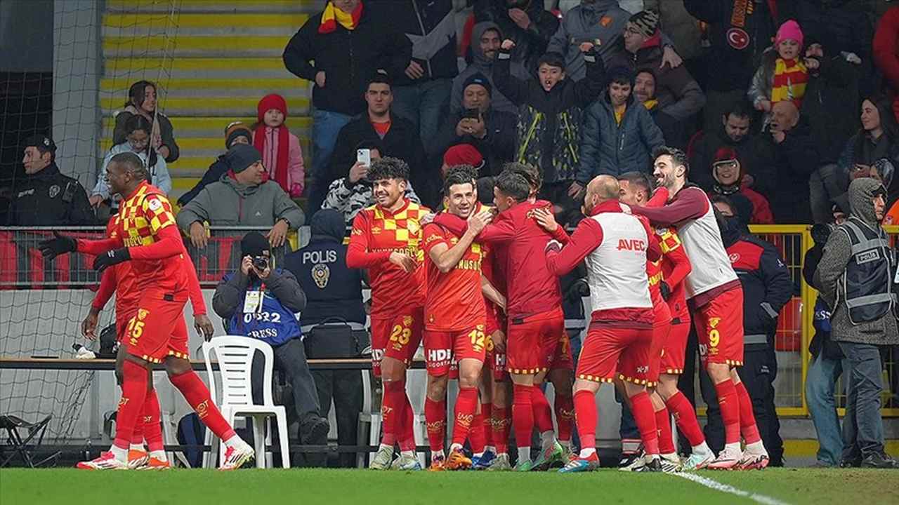Göztepe, Ziraat Türkiye Kupası’nda Gaziantep FK’yi tek golle geçti