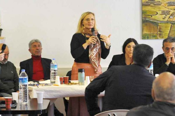 Sarıcan Derneğinde seçim konulu panel düzenlendi