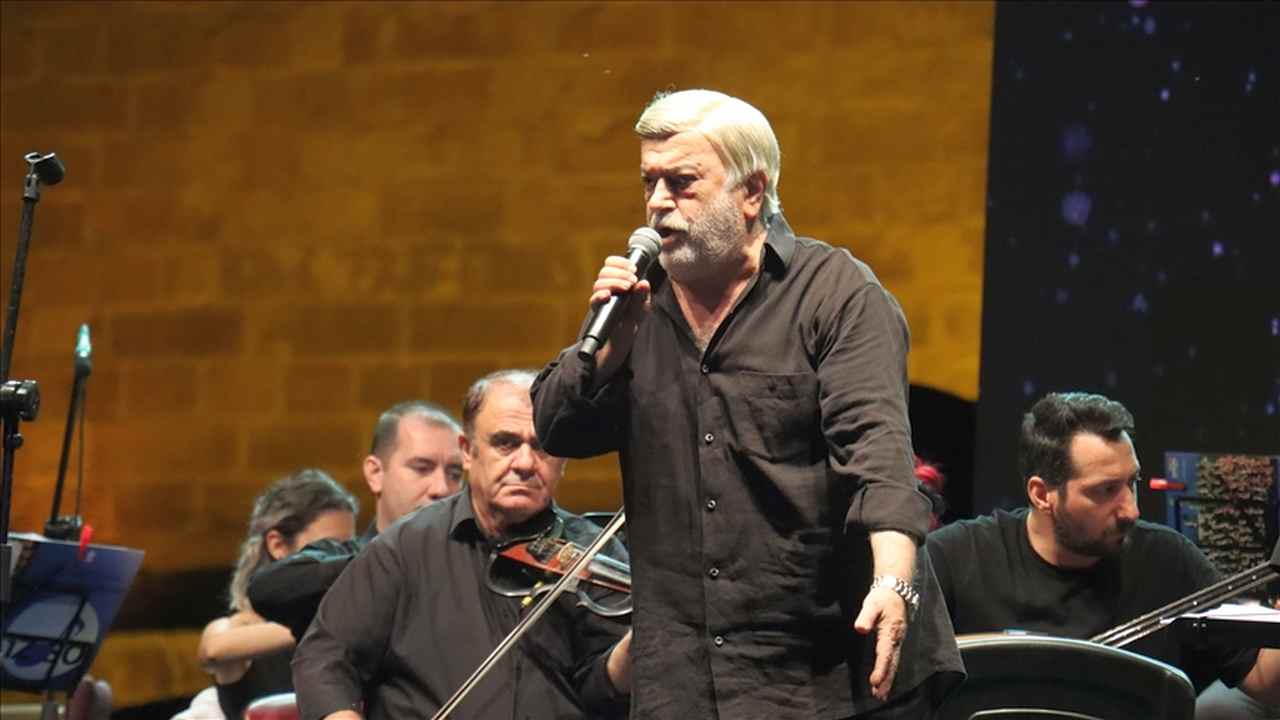 “Kahtalı Mıçe” olarak tanınan sanatçı Mustafa Kahtalı vefat etti