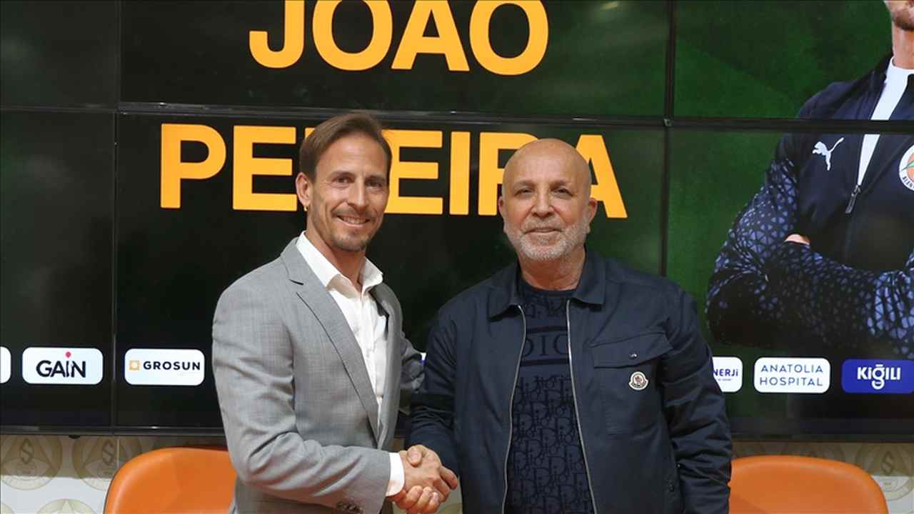 Alanyaspor’da teknik direktörlük görevine Joao Pereira getirildi
