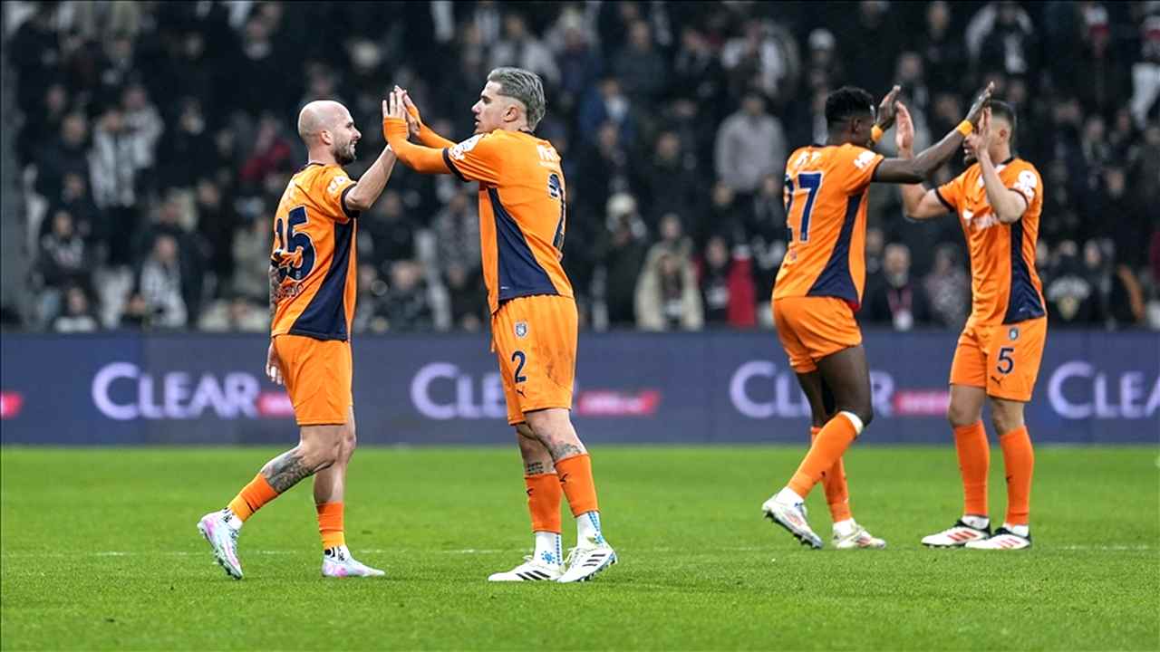 Beşiktaş’ta puan kaybı RAMS Başakşehir karşısında da devam etti