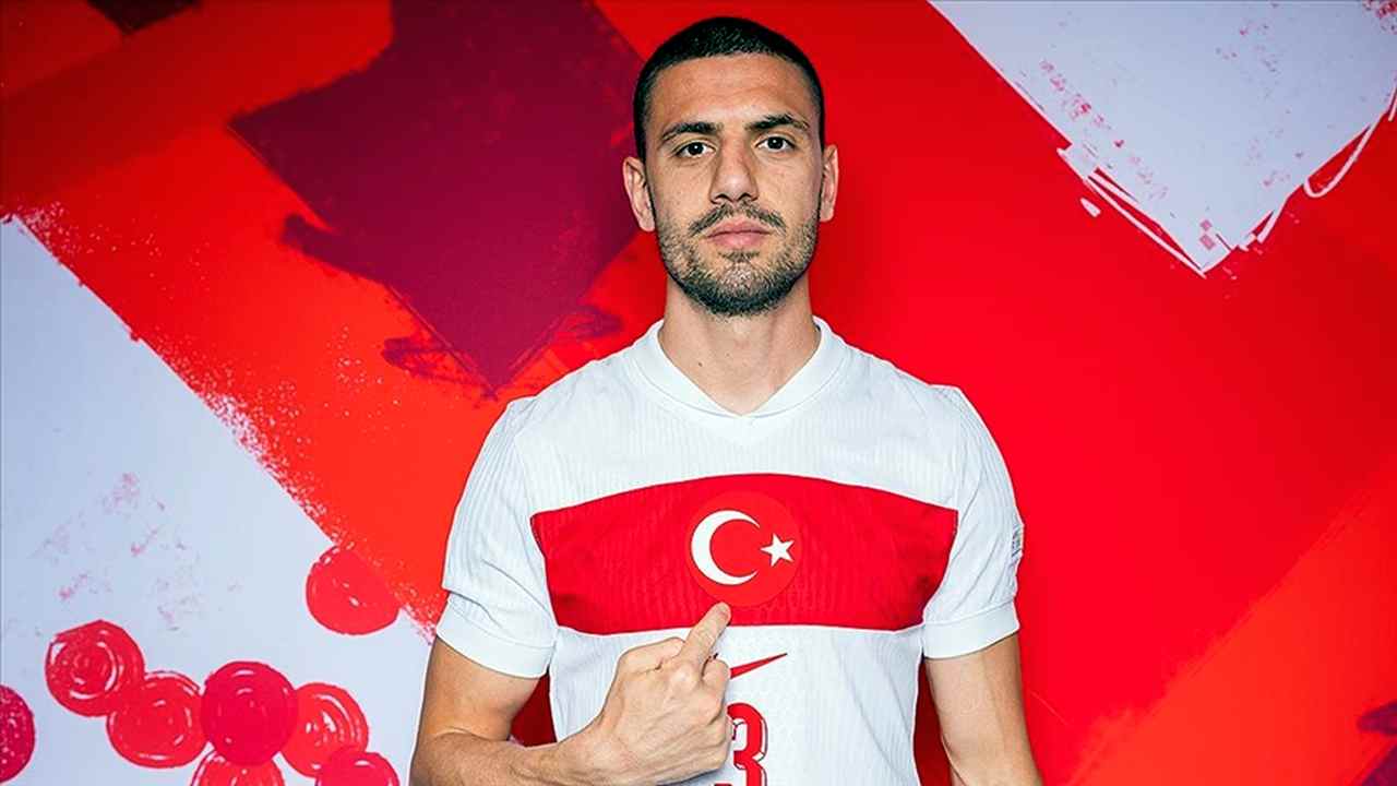 Milli futbolcu Merih Demiral, FIFA Players Executive Programme’a kabul edildi