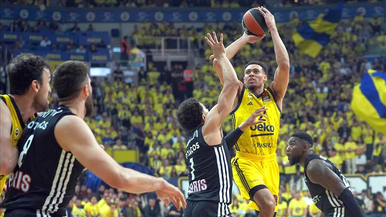 Fenerbahçe Beko, Paris Basketbol’u mağlup etti