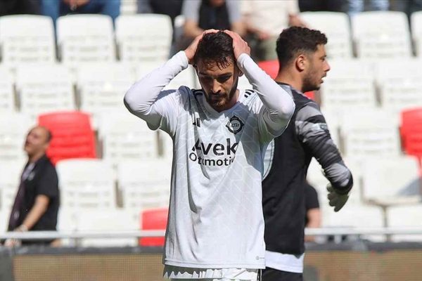 FIFA’dan Altay’a 6 puan silme cezası