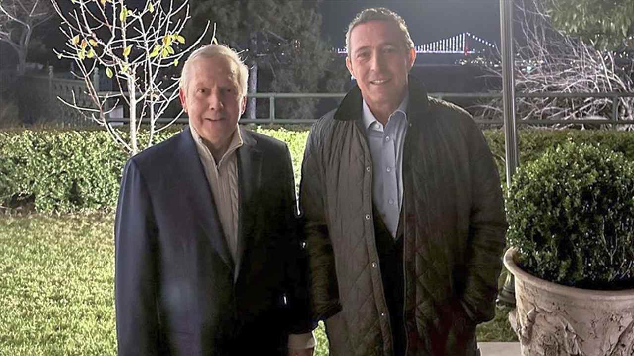 Fenerbahçe Kulübü Başkanı Ali Koç’tan eski başkan Aziz Yıldırım’a ziyaret
