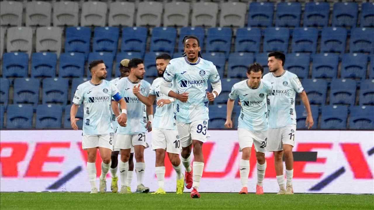 Adana Demirspor Süper Lig’de 3. galibiyetini aldı
