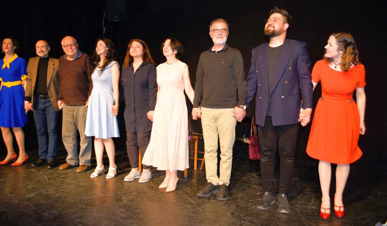 Hamburg’da tiyatro rüzgarı devam ediyor