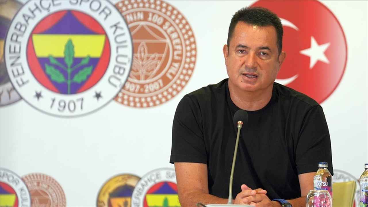 Acun Ilıcalı, Fenerbahçe Yönetim Kurulu’ndan ayrıldı