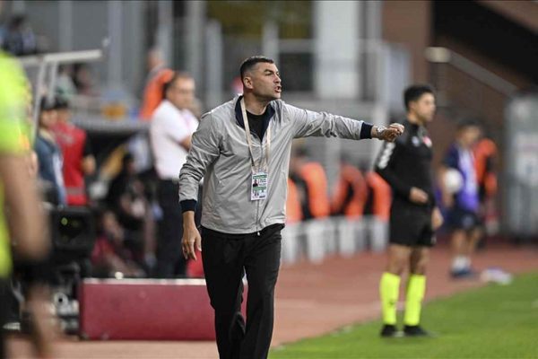 Kasımpaşa, Burak Yılmaz ile yollarını ayırdı