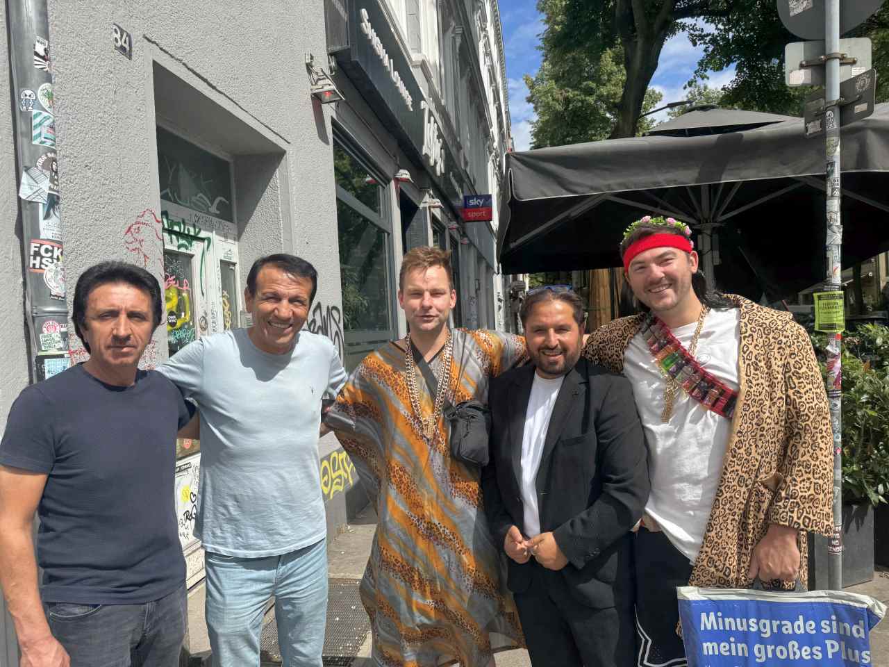 Barak Müziğinin Güçlü Sesi Mehmet Yakar, Hamburg’da Yoğun İlgi Gördü