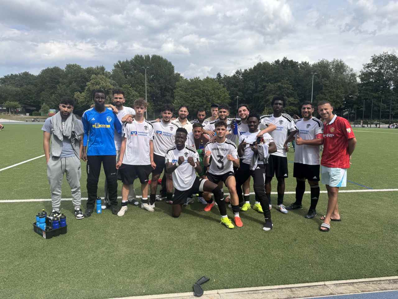 Hamza Altun’dan Hamburg’da Göz Dolduran Performans!